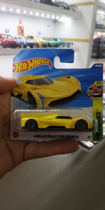 Hotwheels novos e embalados