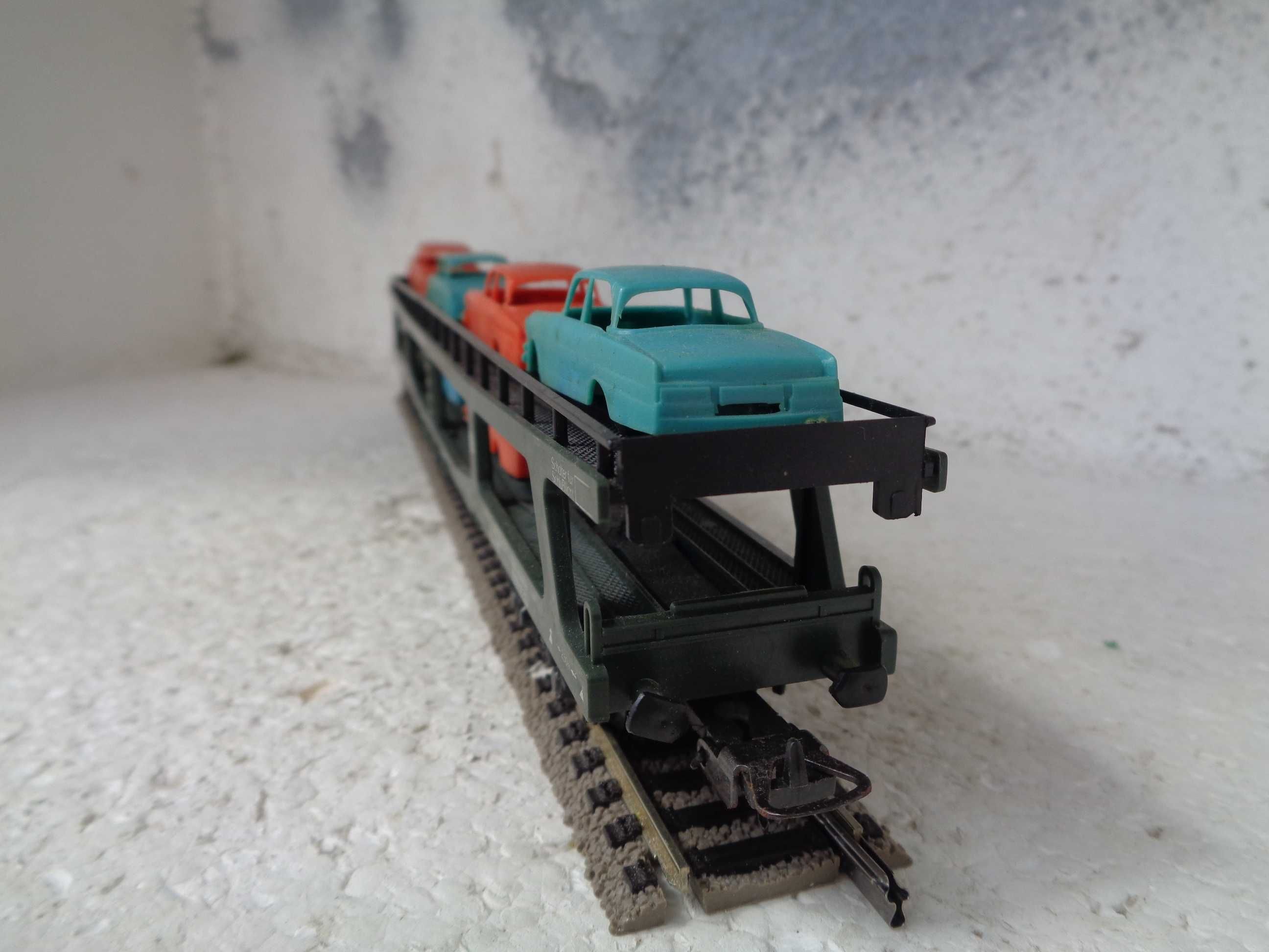 1:87 LIMA Vagão porta automoveis da DB com carros