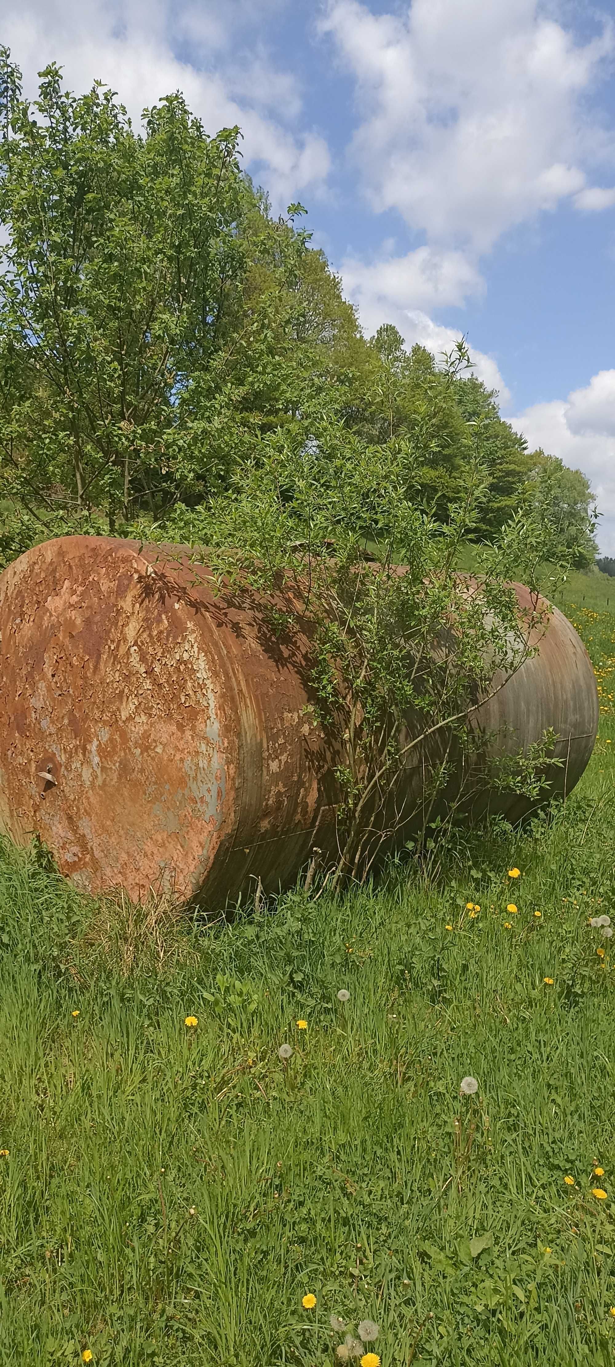 Sprzedam zbiornik na szambo lub gnojowice 14000l oraz trawerzy