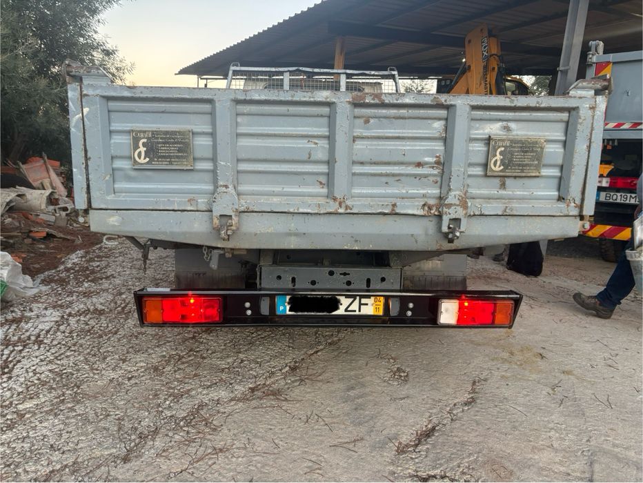 Mitsubishi Canter DI-D turbo  Tri basculante