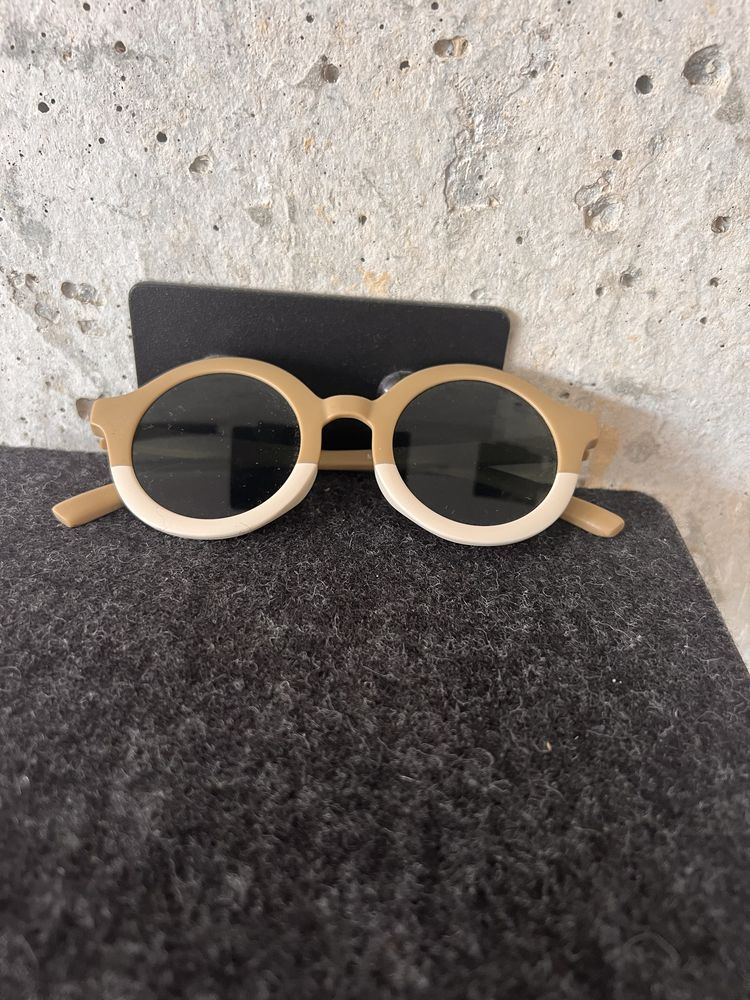 Nowe okulary przeciwsłoneczne dla chłopca Zara