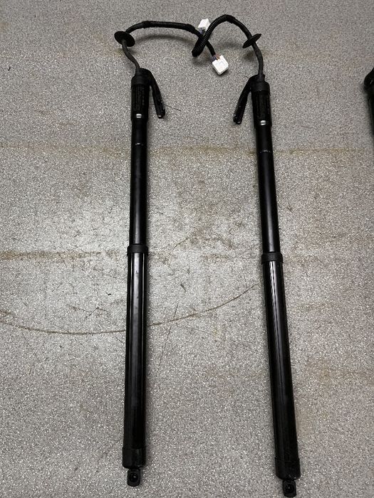 Електроамортизатори ляди Nissan Rogue T32