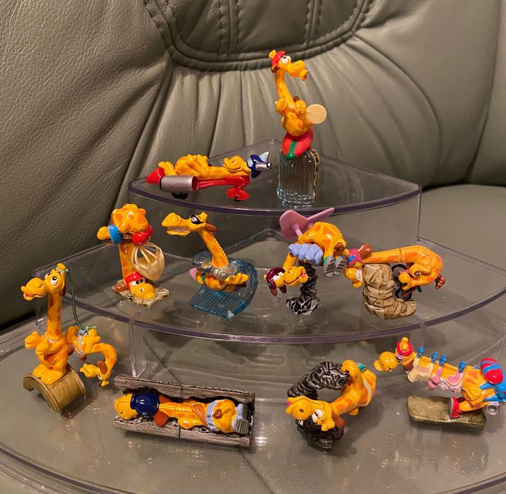 Киндер  коллекция вампиры другие коллекции