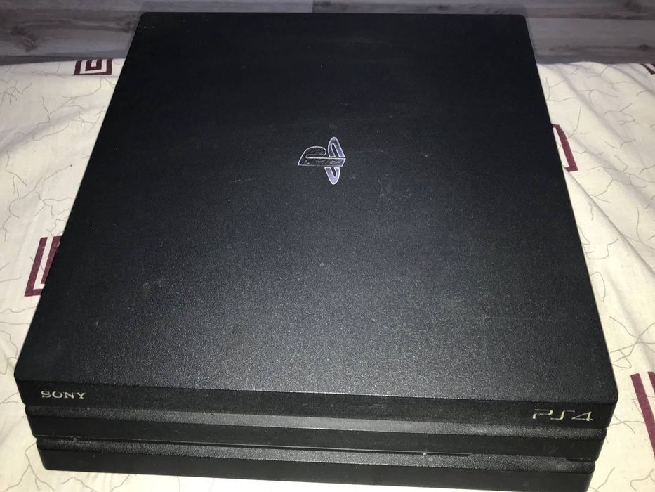 Продам пс4 про 1 тб