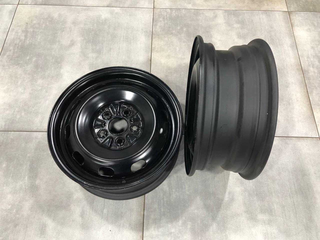Диски Toyota 5/100 R14 5.5J ET45 dia54.1мм
