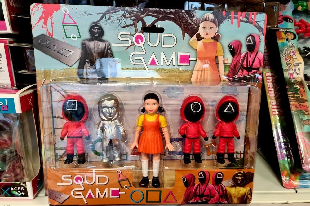 Nowy zestaw figurek figurki Squid Game - zabawki
