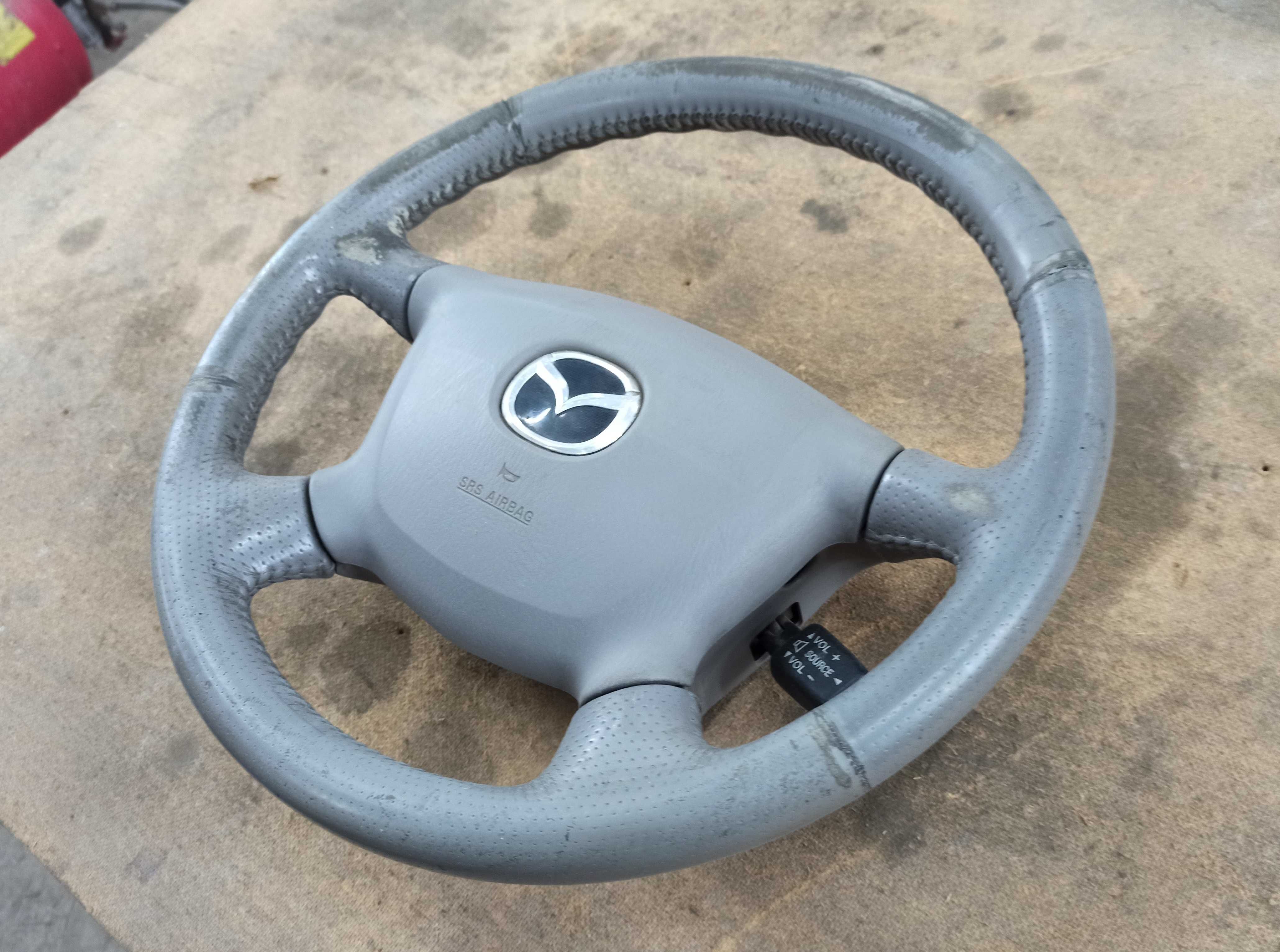 Подушка в руль Mazda Premacy airbag безпеки