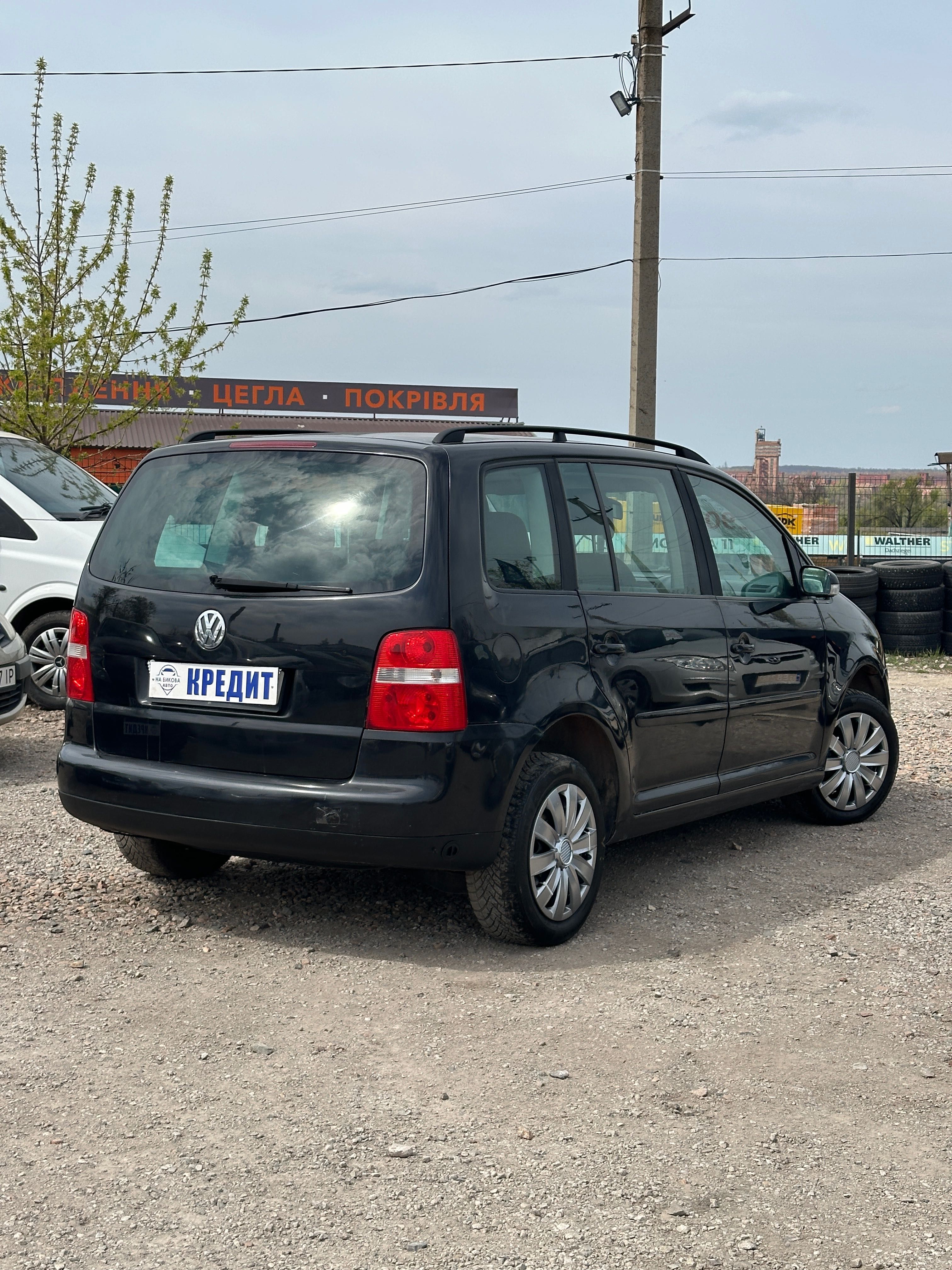 Продам Volkswagen Touran (7 місяць) можлива розстрочка, кредит, обмін!