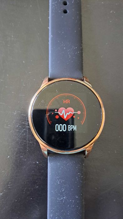 Smartwatch novo, com carregador