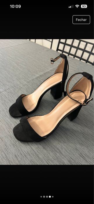 Sandalias com salto