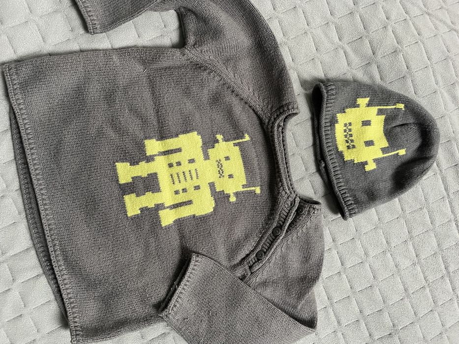 Sweterek z czapeczką GAP 80/86