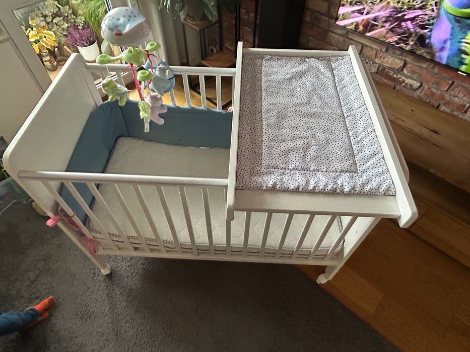 Łóżeczko Woodies 120x60 z alcesoriamii