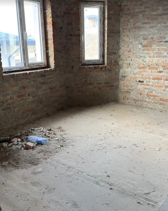 Продаж 3 поверхового дуплекса