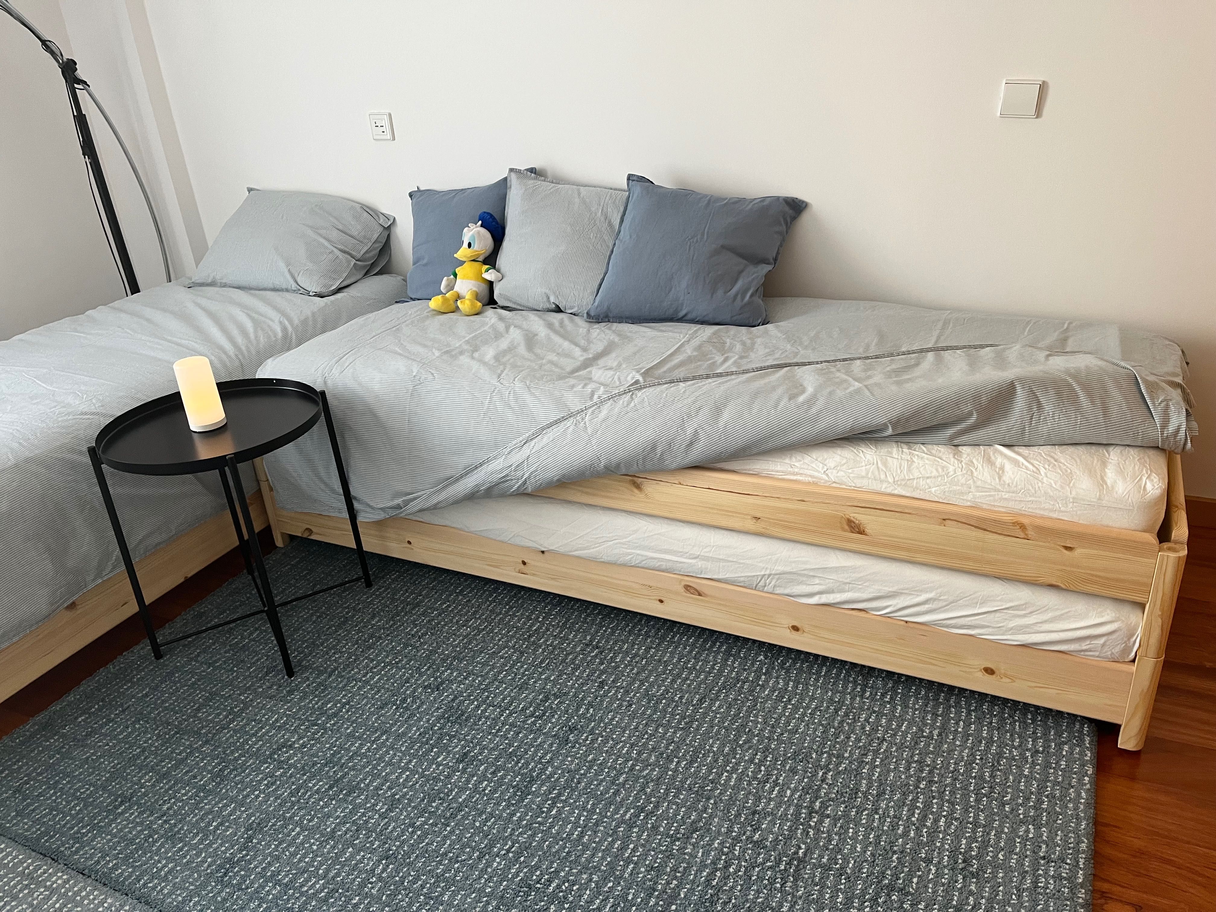 Tapete azul da Ikea