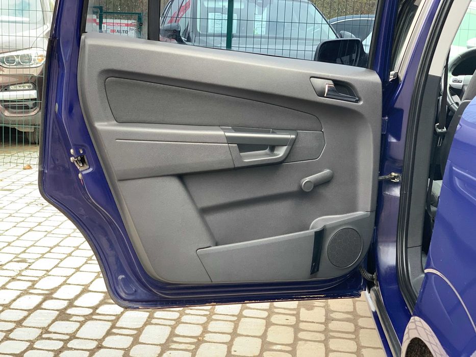 Opel Zafira 2011 1.7 дизель