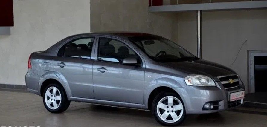 Комплект Chevrolet Aveo авео т200т250 дверь фара крыло крышка балка