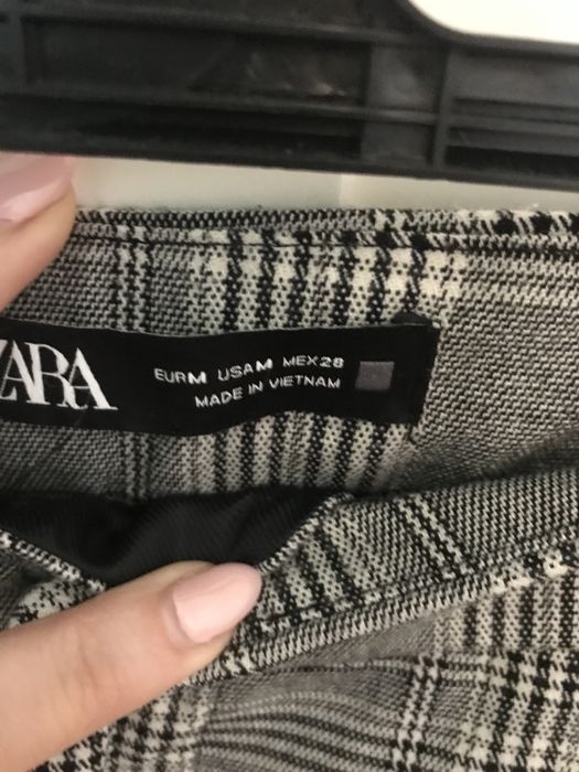 Calças Zara oversized