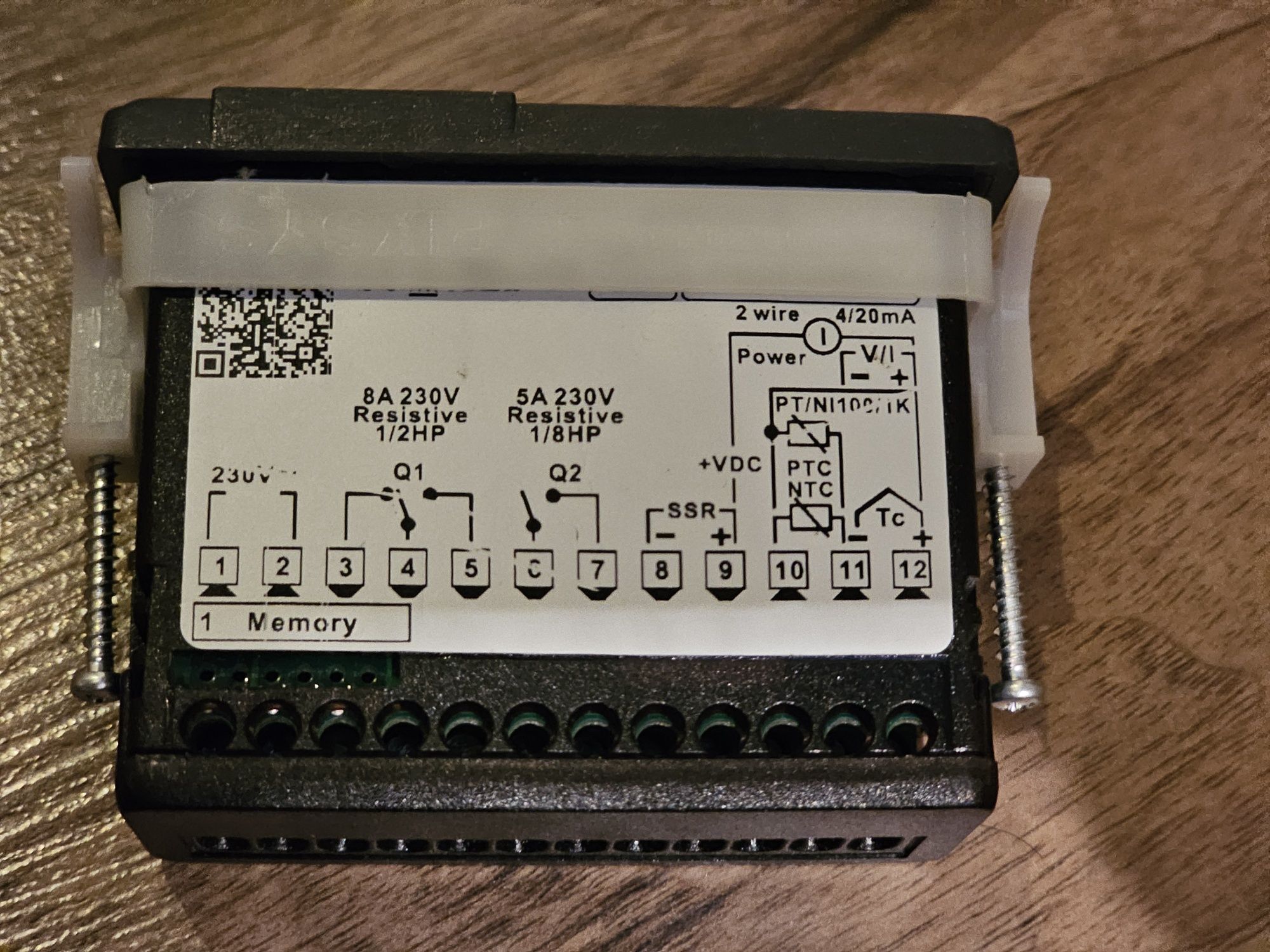 Regulator uniwersalny Pixsys ATR121-B