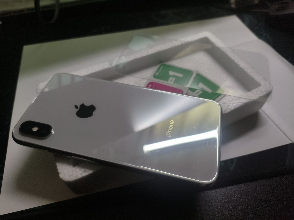 iPhone X 64Gb (Neverlock)