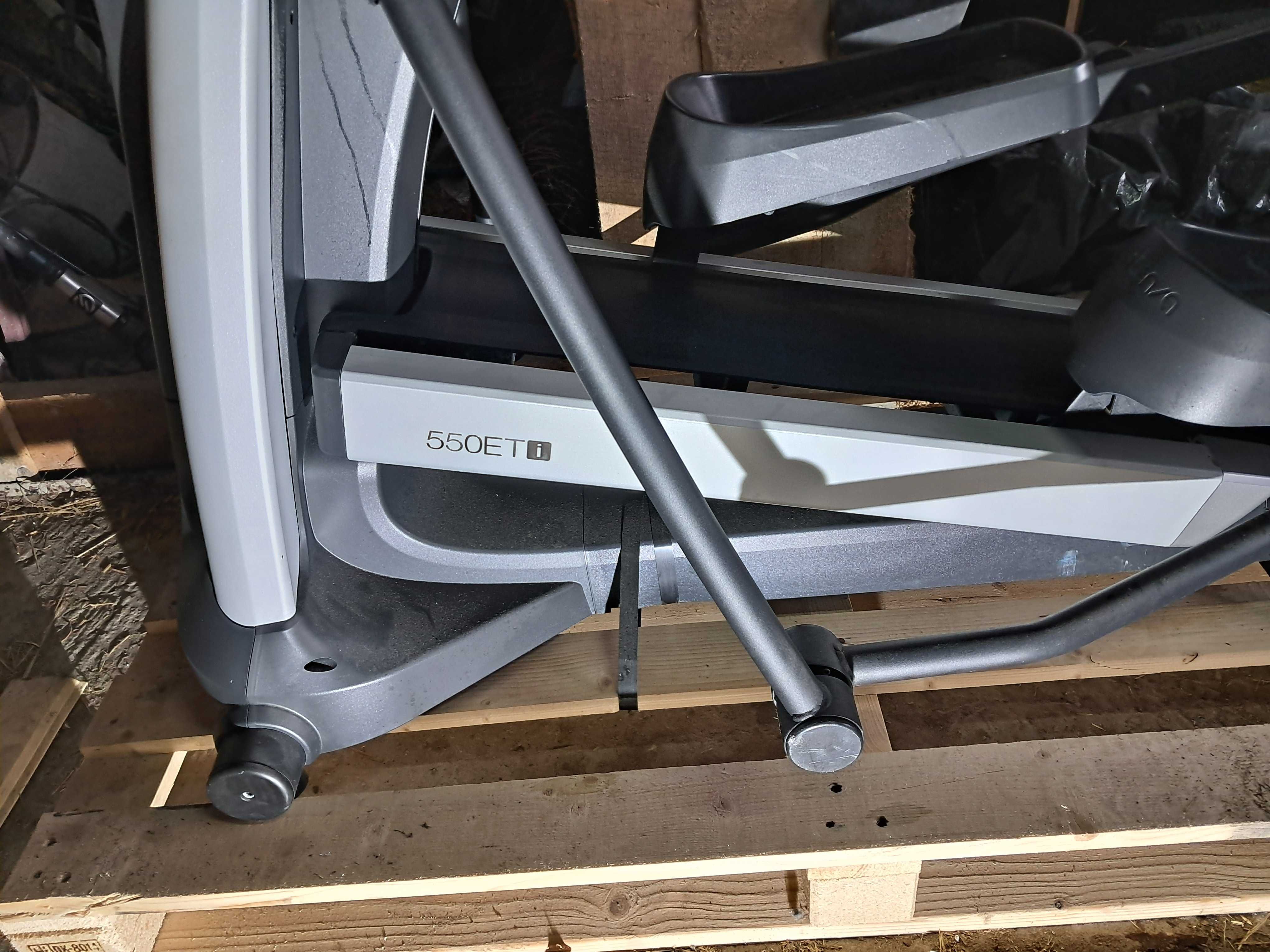orbitrek intenza Eliptyk Komercyjny INTENZA FITNESS 550 ETi