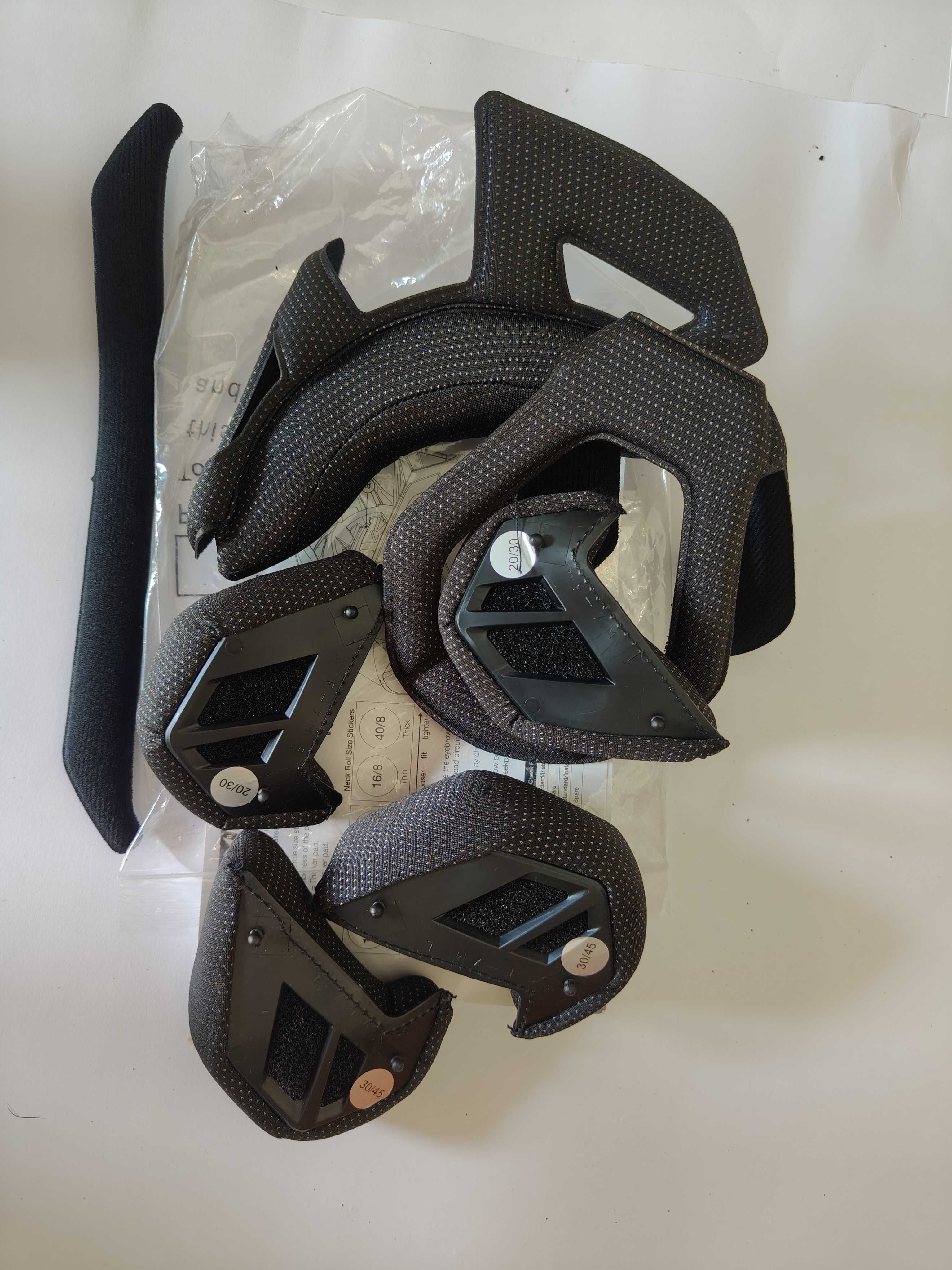 Kask rowerowy Fox Proframe MIPS r.XL