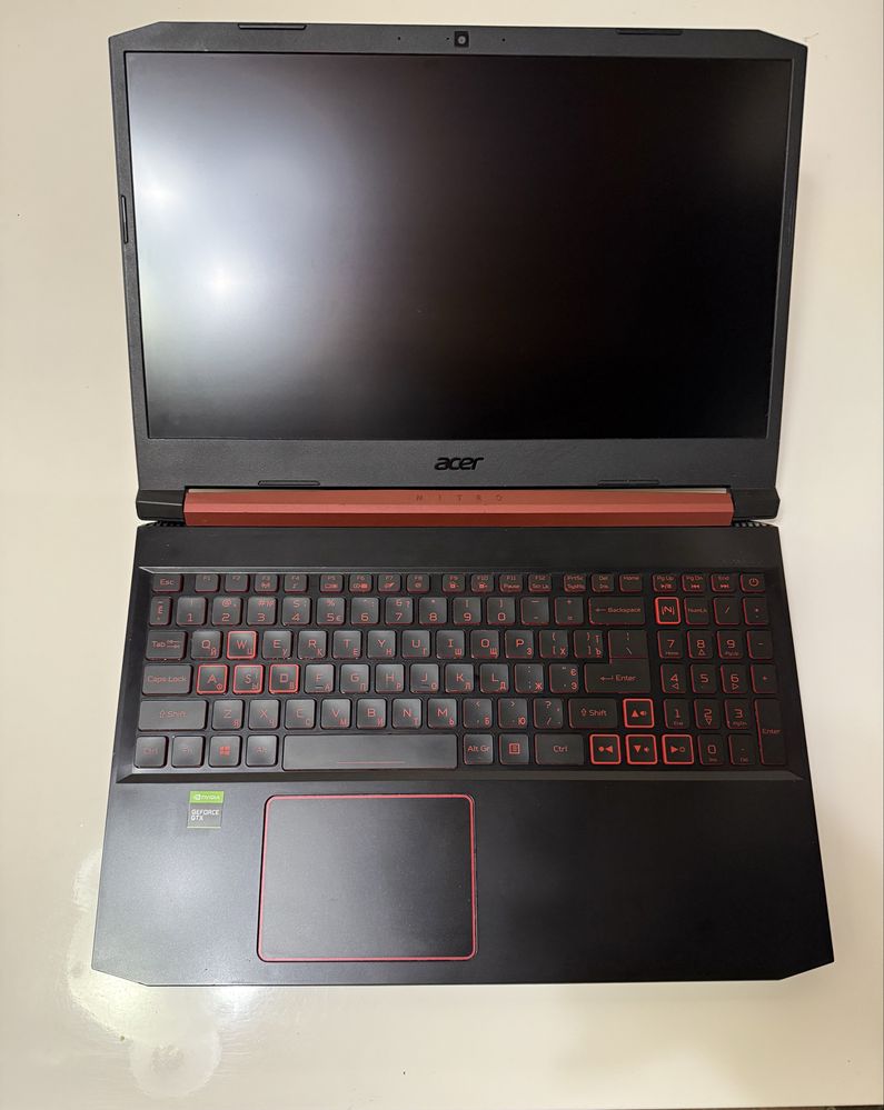 Acer nitro 5 в идеале игровой Gtx 1650 12 озу ссд 8 ядер
