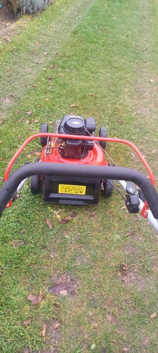 Kosiarka spalinowa  silnik Briggs 4,5 km