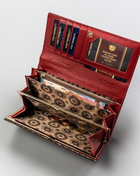 duży portfel damski z wężowym wzorem - peterson