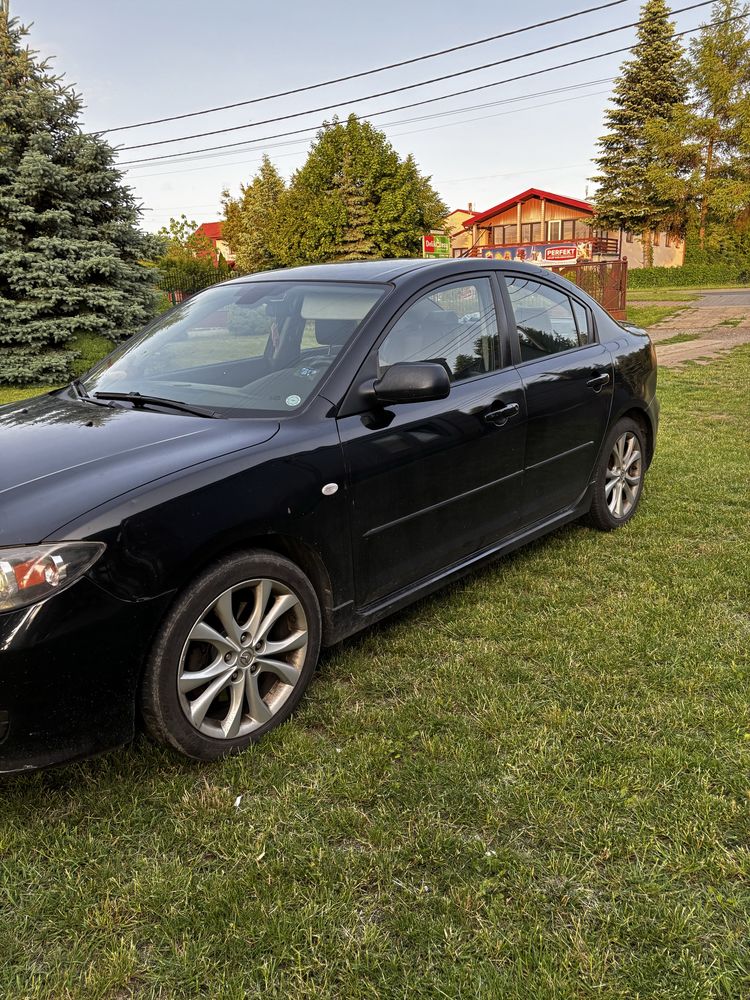 Mazda 3 sedan 2.0, 2007 rok