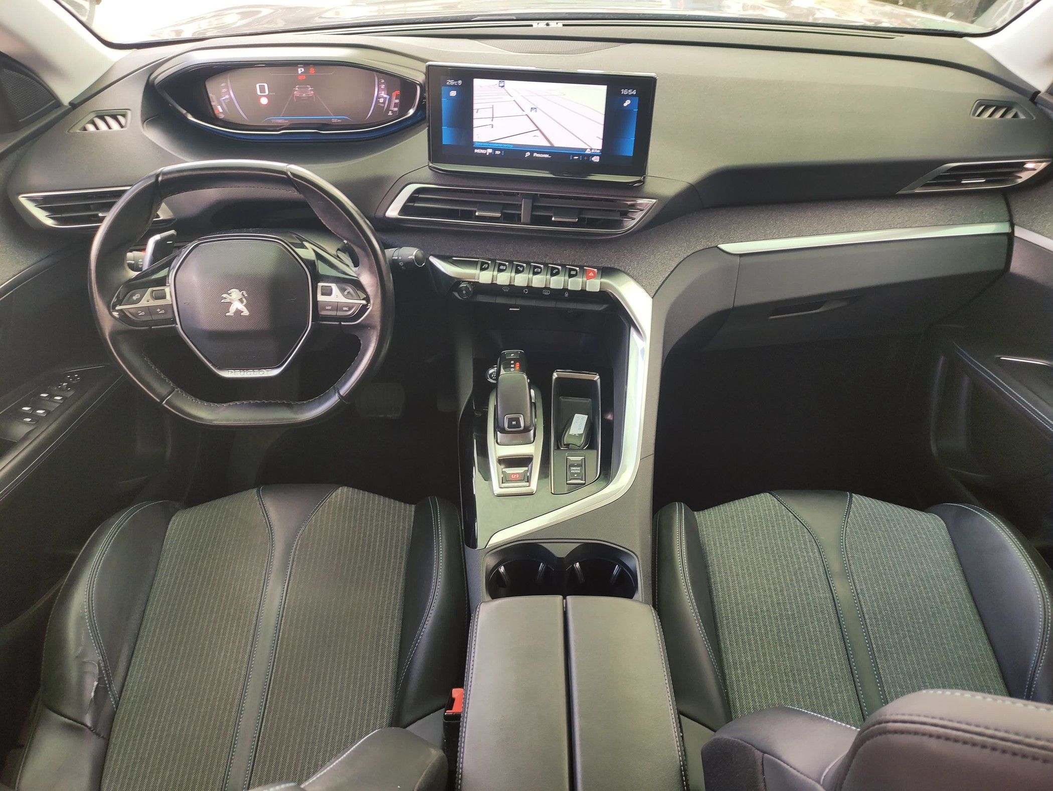 Peugeot 3008 1.5 BlueHDi Allure Pack EAT8