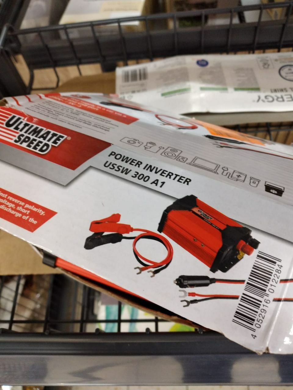 Продажа . POWER INVERTER USSW 300 A 1 .