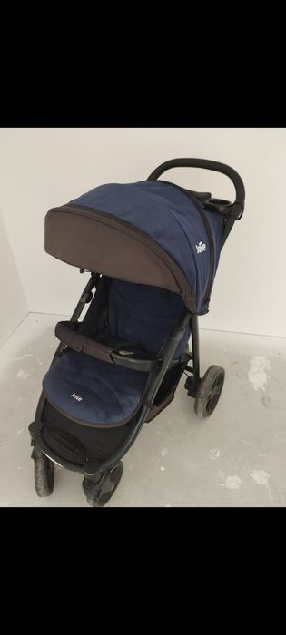 Wózek spacerowy Joie