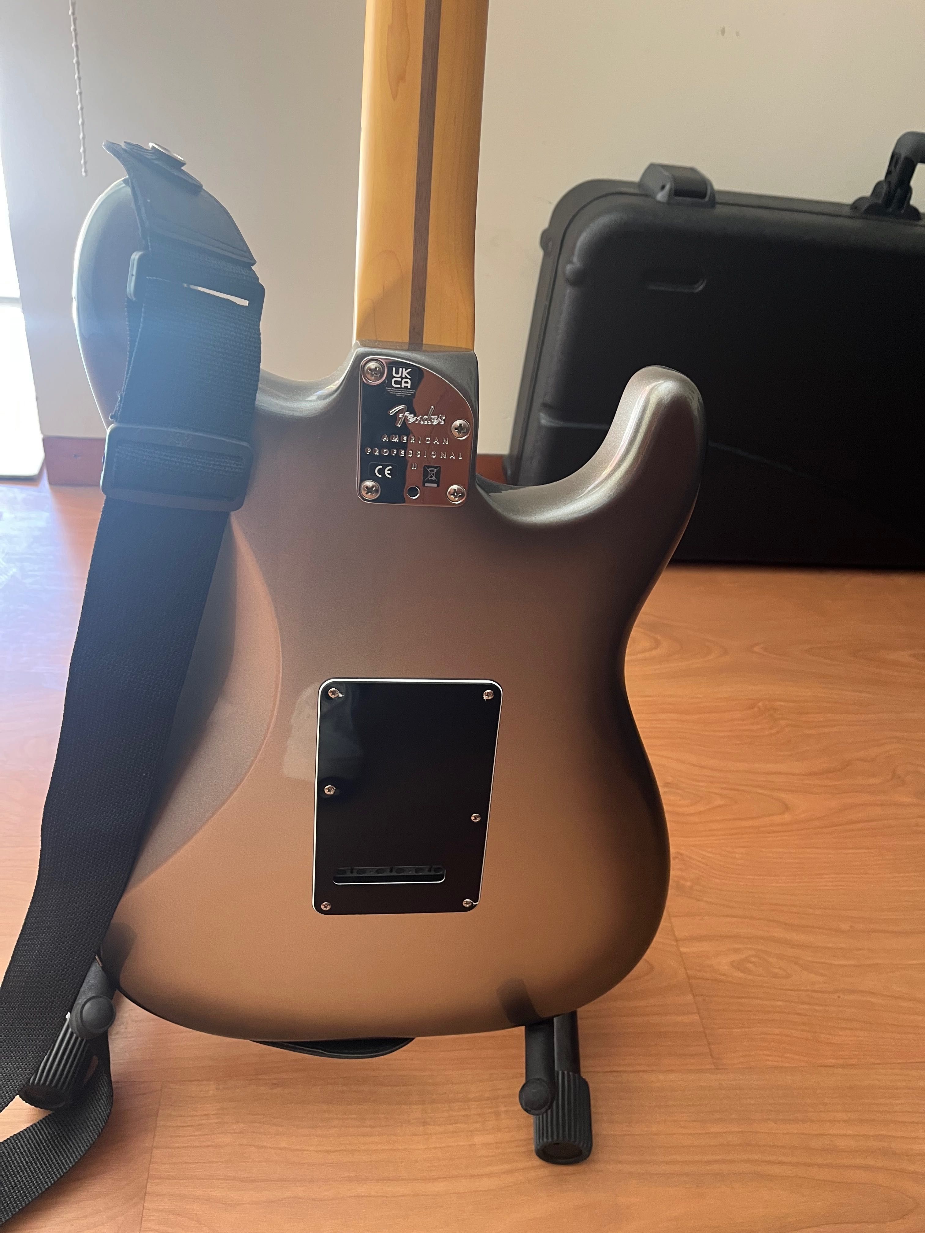 Fender American professional II esquerdina left handed