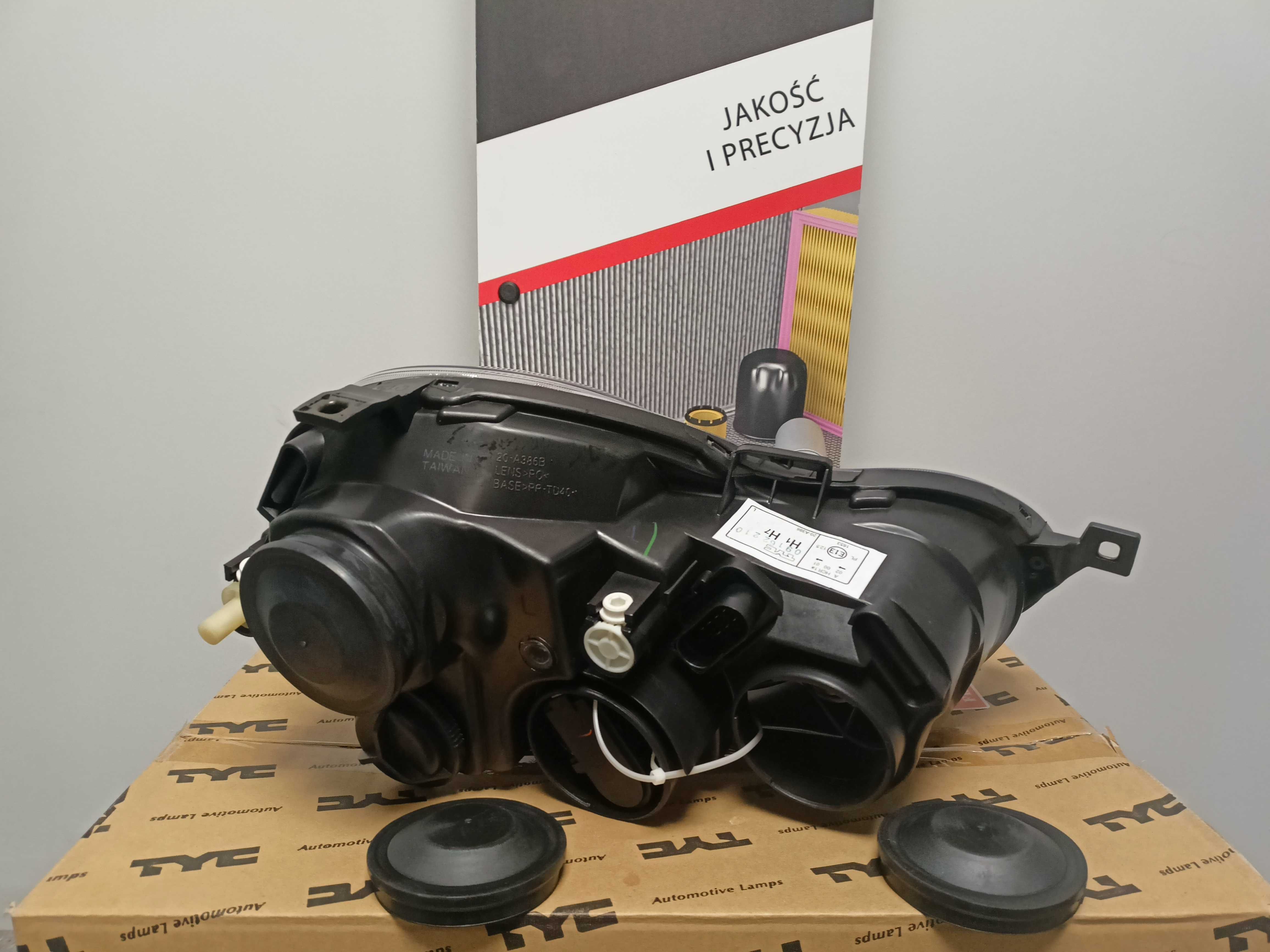 VW Polo 9N 02-05 Lampa/Reflektor przód lewy /H7+H1