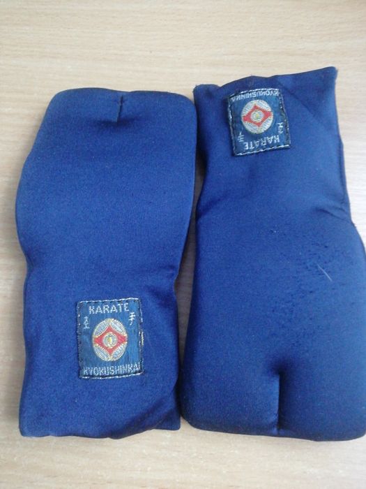 Перчатки для карате