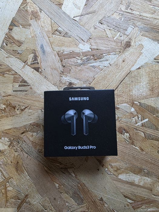 SAMSUNG Galaxy Buds3 Pro selado com garantia