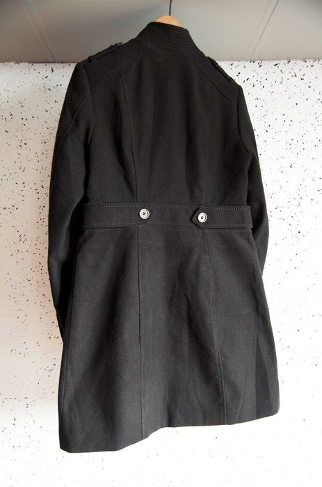 Piękny czarny płaszcz w militarnym stylu H&M 38 M