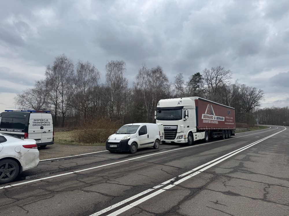 Mobilny serwis tir autostrada naprawa samochodów ciężarowych