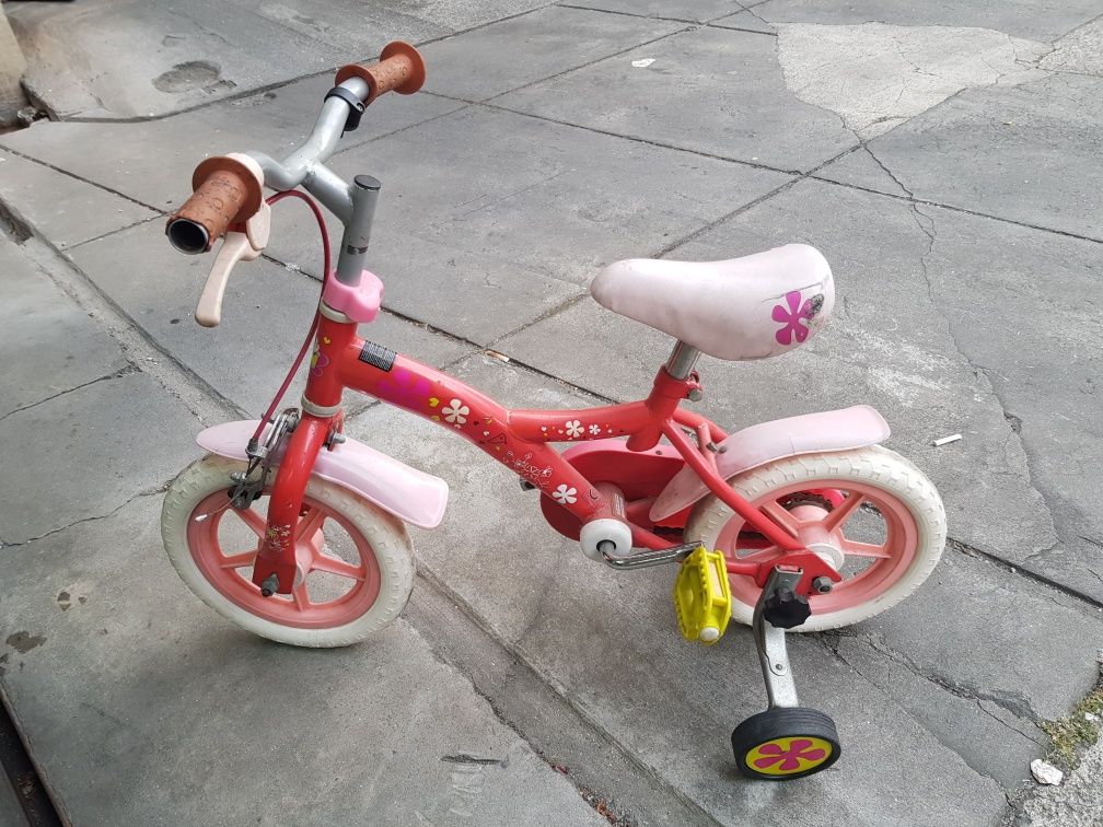 Bicicleta de criança com rodinhas