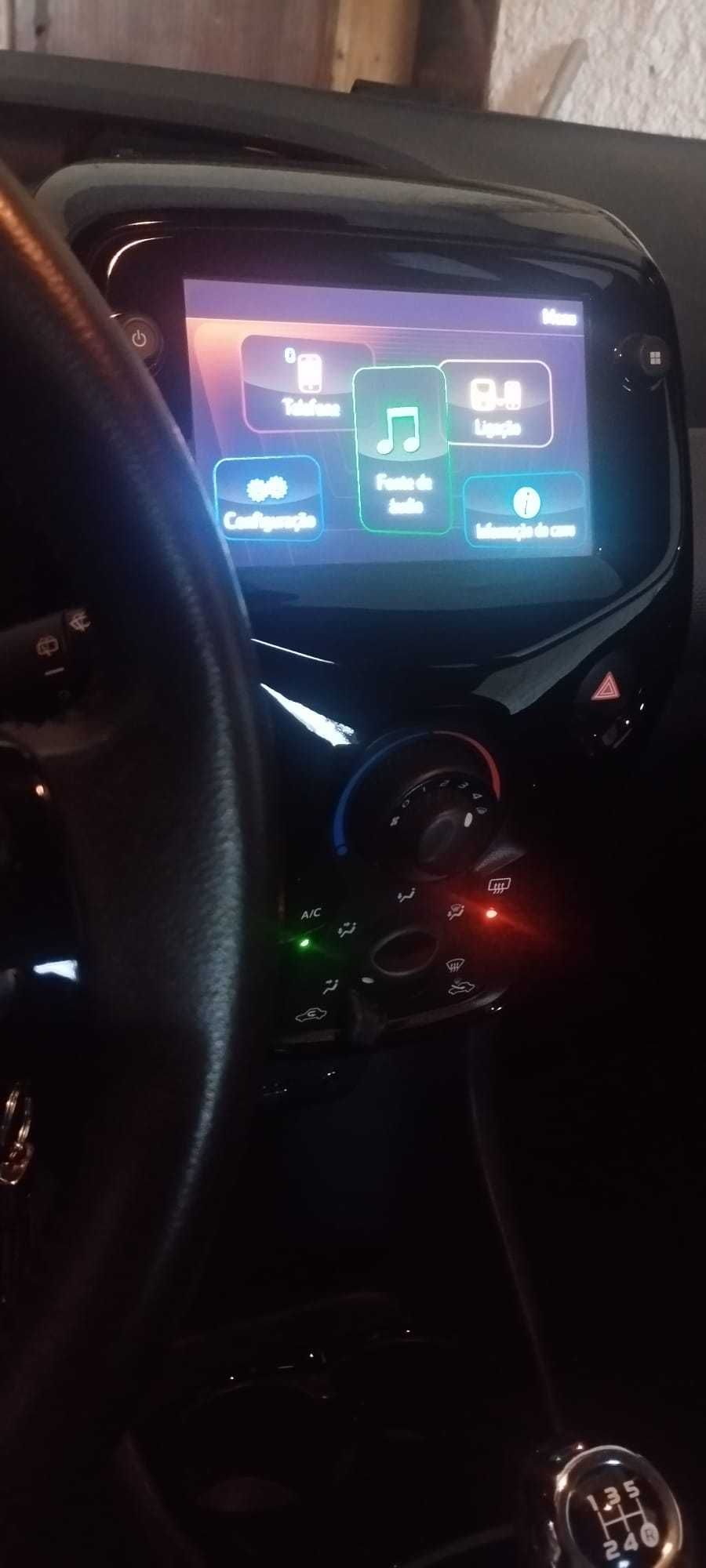 Peugeot 108 1.0 VTi Allure USADO 1 DONO