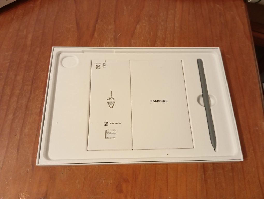 Samsung Galaxy Tab S9 FE c/garantia + capa + película + Stylus tip