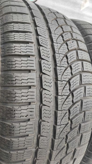Opony Zimowe 225/50/17 Nokian 4szt