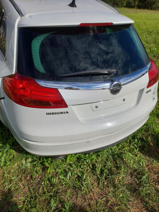 Opel insignia 2010r części