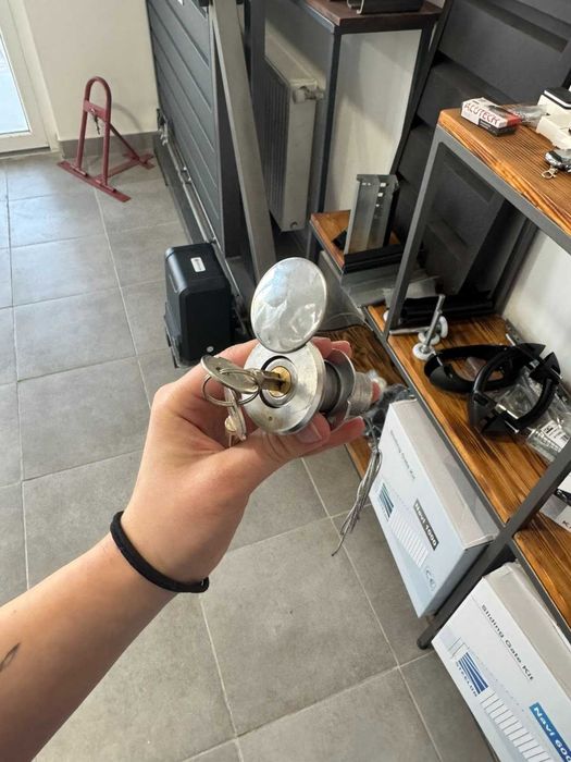 Ворота секційні автоматичні GANT 270х250