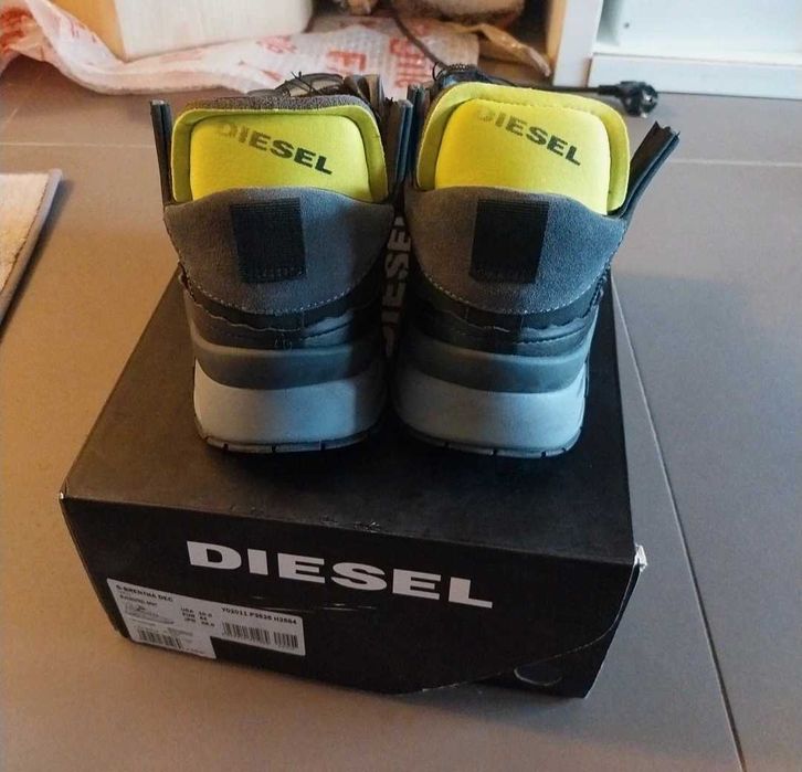 Кросівки оригінальні Diesel 43р-43,5р-44р-44,5р