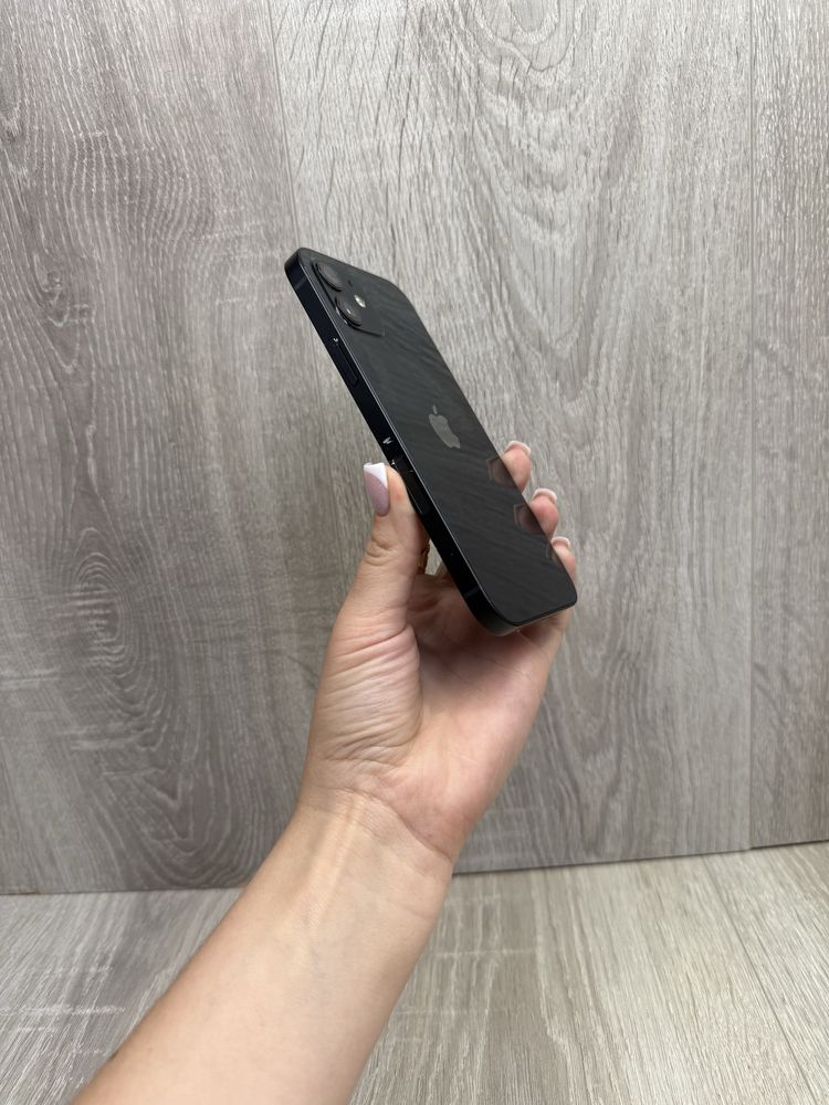 iPhone 12 64 GB iCloud заблокований