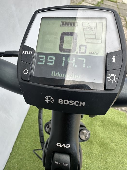 Rower elektryczny STAIGER SINUS BC9 silnik BOSCH 250W rama 45cm 28”