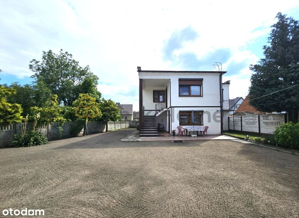 Dom wolnostojący + budynek gosp. + duża działka