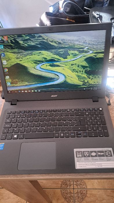 Laptop Acer 15 stan bardzo dobry