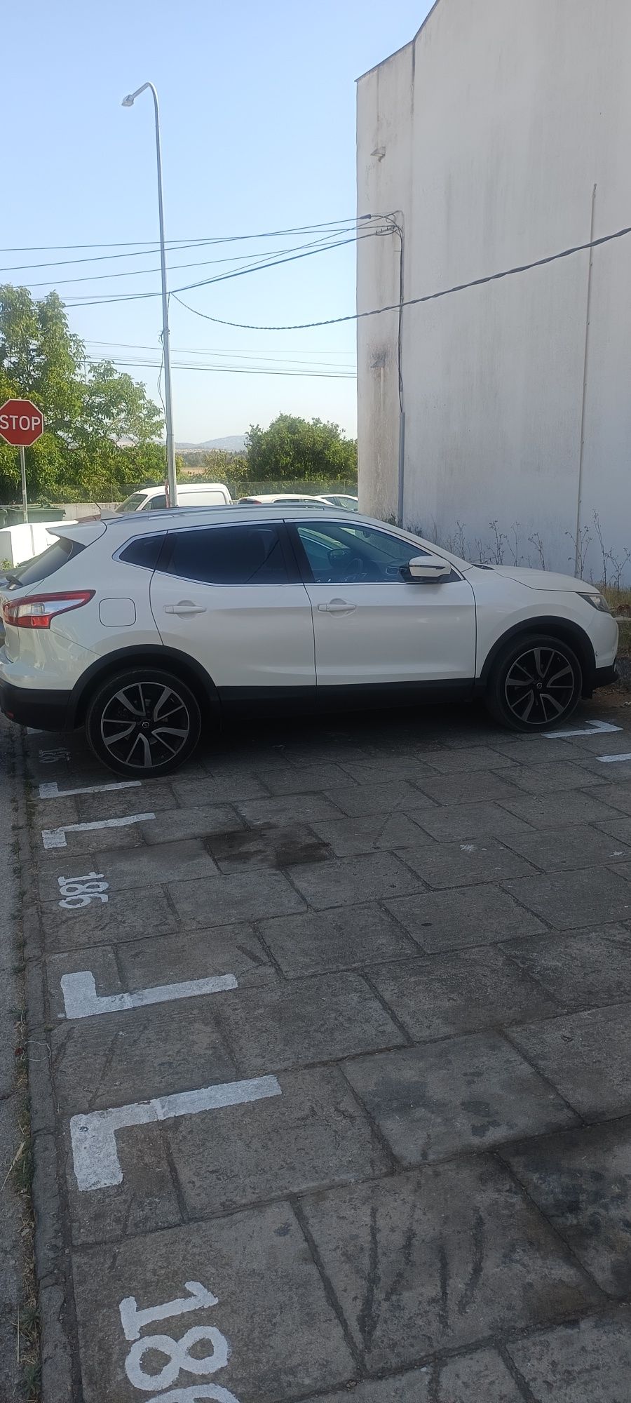 Nissan Qashqai 1.6 DCI Tekna premium pele